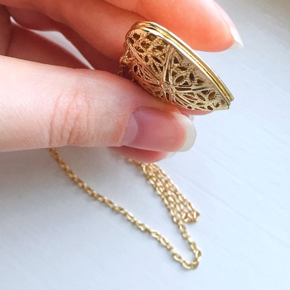 ⚜️[𝗡𝗪𝗧]⚜️𝙉𝙚𝙘𝙠𝙡𝙖𝙘𝙚 (3/$13) - Picture 3 of 8